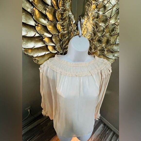 Currently Air RUFFLED BLOUSE - Picture 2 of 11